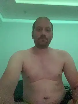 Snapshot of Krzysiekg123 chatting on 09/10/25, 10:31 Krzysiekg123 online show from 09/10/25, 10:31