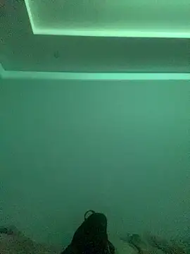 Krzysiekg123 online show from 12/19/25, 07:16