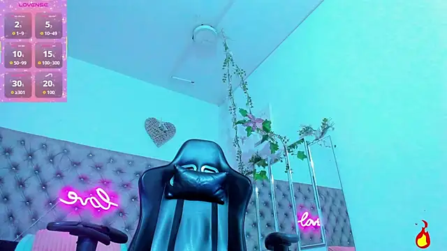 Naomii Viper online show from 01/17/26, 11:03