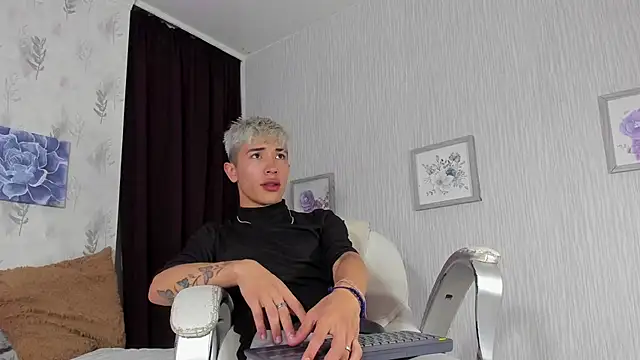 Ianwayne online show from 02/20/25, 04:14