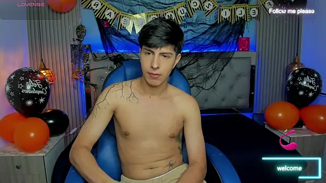 Estiv18  online show from 10/31/25, 03:47