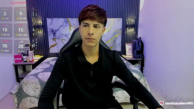 Estiv18  online show from 02/13/26, 02:55