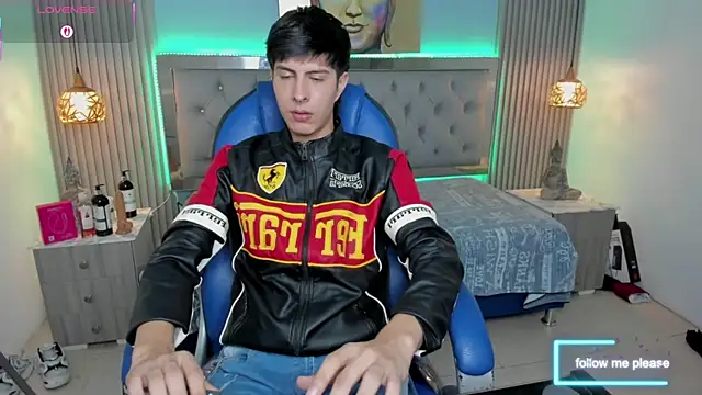 Estiv18  online show from 11/27/25, 05:08