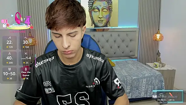 Estiv18  online show from 12/01/25, 02:01