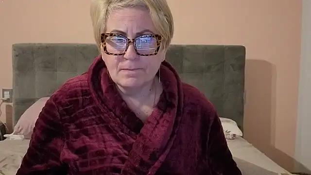 Pumabionda online show from 11/23/25, 06:29