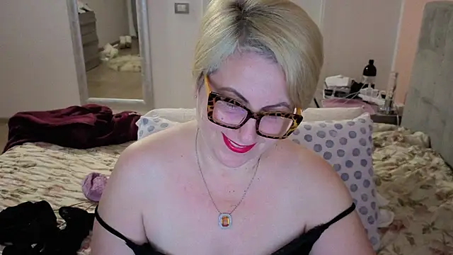 Pumabionda online show from 11/30/25, 09:37