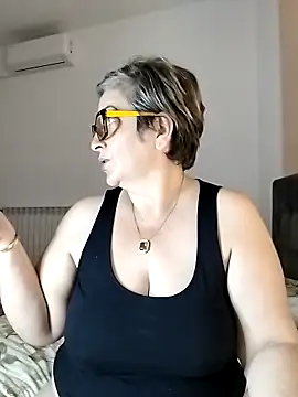 Pumabionda online show from 10/18/25, 04:42