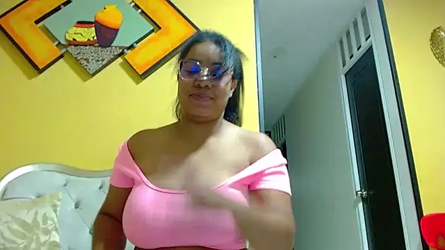 Snapshot of kendrakaramelo chatting on 09/29/25, 10:59 kendrakaramelo online show from 09/29/25, 10:59