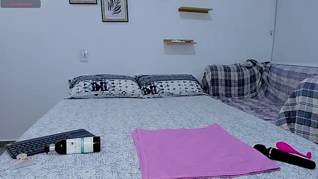 sarita bigbooty  online show from 12/04/25, 10:42