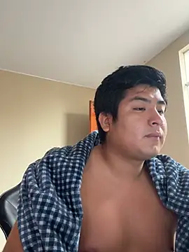 Snapshot of Luis3412ale chatting on 05/28/26, 04:02 Luis3412ale online show from 05/28/26, 04:02