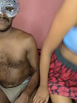 Snapshot of slskinny1 chatting on 10/09/25, 04:13 slskinny1 online show from 10/09/25, 04:13