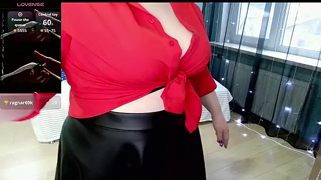 Snapshot of LizaMilfa chatting on 01/08/26, 10:21 LizaMilfa online show from 01/08/26, 10:21