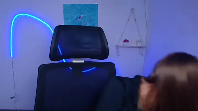 Dana flowers online show from 02/05/26, 12:45