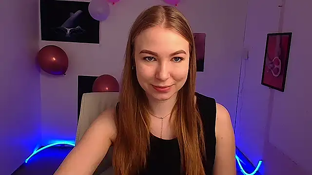 Snapshot of Dana_flowers chatting on 03/08/25, 06:10 Dana flowers online show from 03/08/25, 06:10