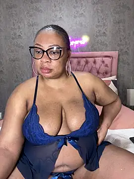 VixenRoyaleX online show from 02/25/26, 03:18