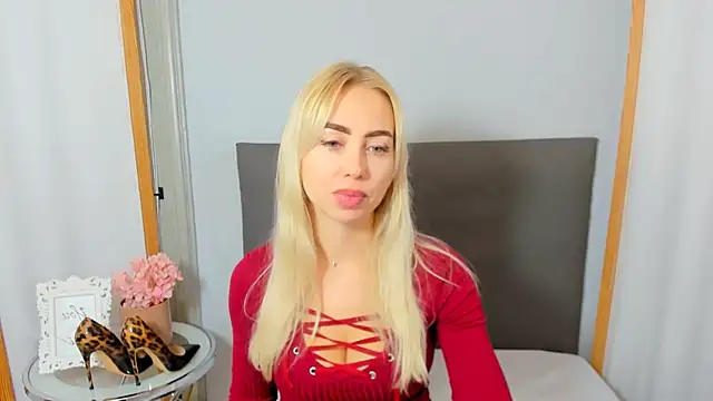 MargaritaRose online show from 10/26/25, 08:20