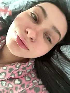 lunalovelee online show from 11/14/25, 06:17