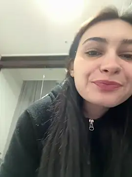 lunalovelee online show from 03/04/26, 11:07