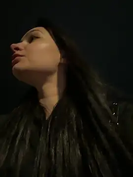 lunalovelee online show from 04/02/26, 06:14