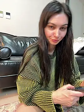 lunalovelee online show from 05/11/26, 02:45