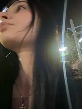 lunalovelee online show from 10/22/25, 01:43