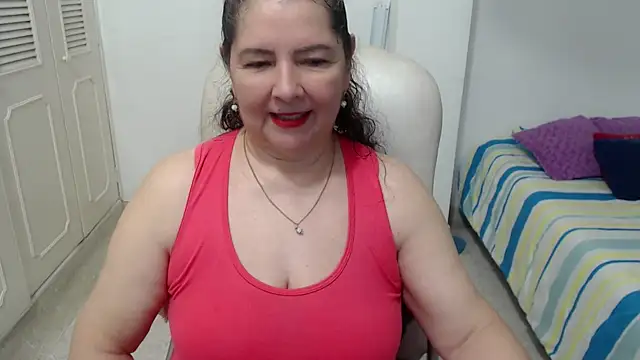 Snapshot of leonela_69 chatting on 05/18/26, 12:55 leonela 69 online show from 05/18/26, 12:55