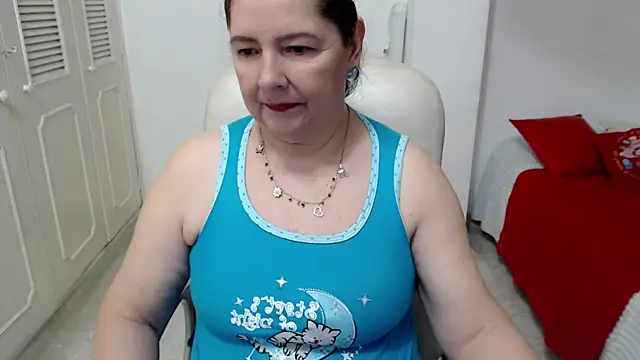 Snapshot of leonela_69 chatting on 06/25/26, 11:21 leonela 69 online show from 06/25/26, 11:21