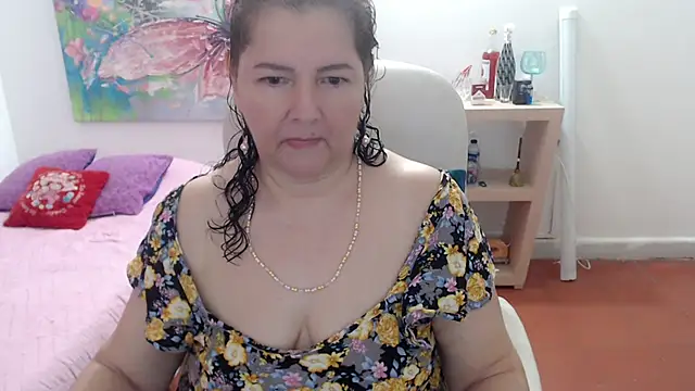 leonela 69 online show from 01/07/26, 01:32