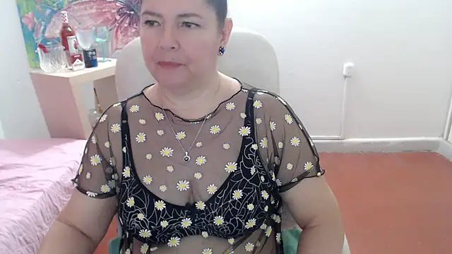 leonela 69 online show from 10/04/25, 01:07