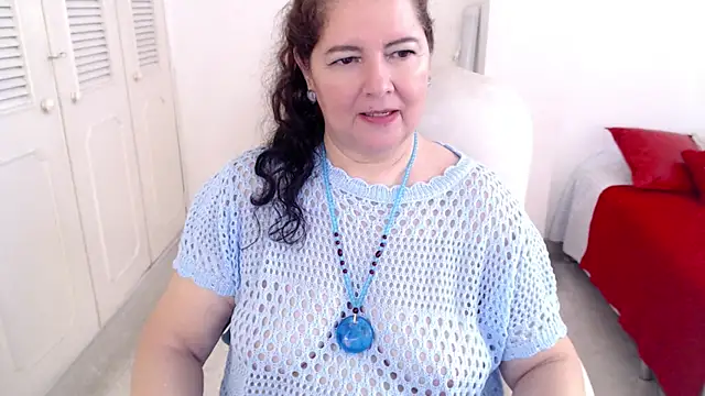 Snapshot of leonela_69 chatting on 06/20/26, 11:37 leonela 69 online show from 06/20/26, 11:37
