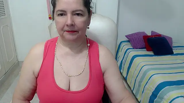 Snapshot of leonela_69 chatting on 05/14/26, 10:29 leonela 69 online show from 05/14/26, 10:29