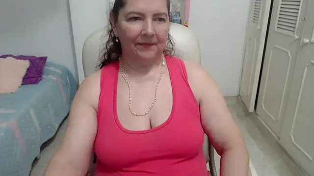 Snapshot of leonela_69 chatting on 07/14/26, 02:05 leonela 69 online show from 07/14/26, 02:05
