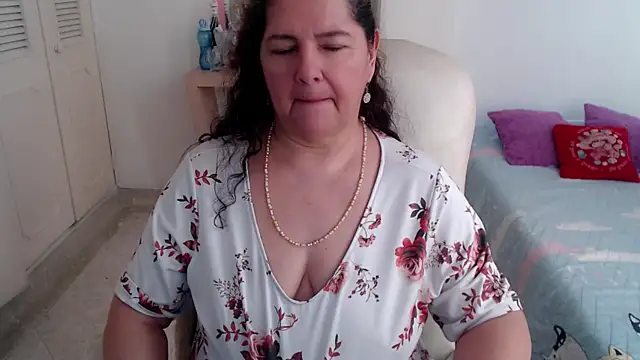 leonela 69 online show from 03/31/26, 01:02