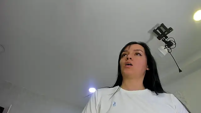 EmiliaRose  online show from 02/06/26, 09:11