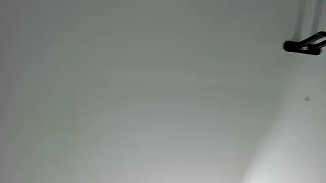 Snapshot of EmiliaRose_ chatting on 12/04/25, 08:52 EmiliaRose online show from 12/04/25, 08:52