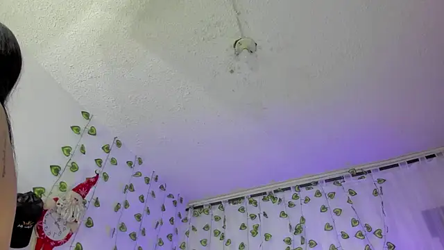 EmiliaRose  online show from 05/27/26, 12:34