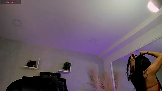 EmiliaRose  online show from 01/17/26, 08:56