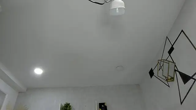 EmiliaRose  online show from 04/06/26, 08:43