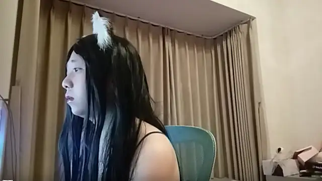 chenyunan online show from 02/17/25, 03:22
