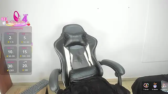 natasha steele online show from 10/17/25, 09:27