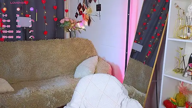 Caroline  Brown online show from 03/18/26, 05:54