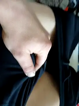 flo000031 online show from 03/10/25, 12:49