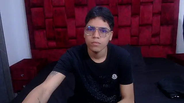 David Gil19 online show from 01/11/26, 05:36