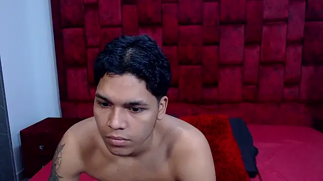 David Gil19 online show from 01/15/26, 02:04