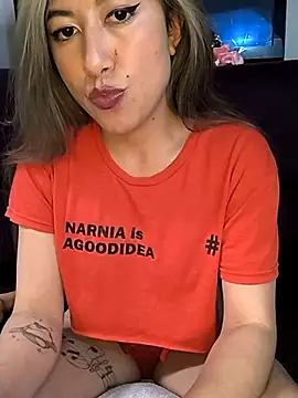 Tiff Doll online show from 03/09/25, 07:59