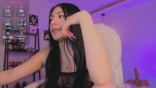 Miller Vanessa  online show from 11/27/25, 08:42