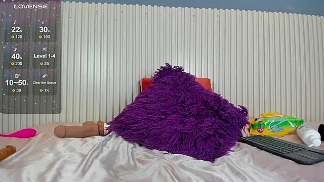Snapshot of Aida-nicolle chatting on 02/19/25, 01:39 Aida-nicolle online show from 02/19/25, 01:39