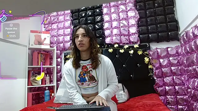 Snapshot of poisondost_hot chatting on 09/17/25, 11:12 poisondost hot online show from 09/17/25, 11:12