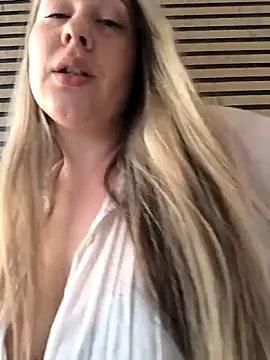 Mona Plus online show from 02/19/26, 11:18