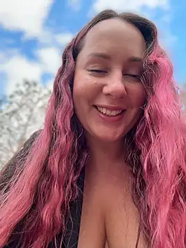 Mona Plus online show from 03/28/26, 09:21